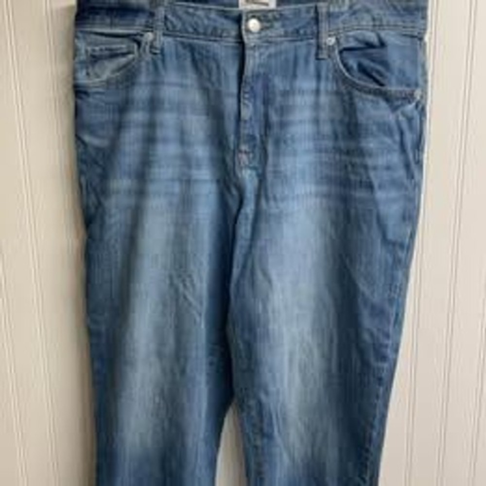 Sonoma Goods For Life Women Medium Wash Straight Leg Stretch Jeans Size 14
